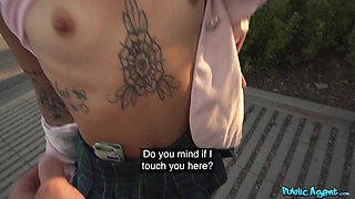 Martin Gun Discovers Colombian Charm in Public Seduction