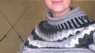 Cute amateur brunette naughty in solo jerking show on camera