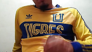 I LIKE TO PULL IT QUICKLY