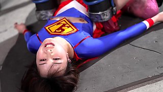 Hardcore threeway fantasy comes to life for slutty Supergirl