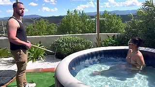 Jade fell in love with Anita... - Jacquie et Michel TV