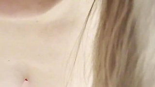 Solo - I Wake up and I Dildo Myself