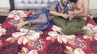 Indian Aunty Mery Luly Sy Payar Krti Hui Best Indian Desi Aunty Sex Big Ass Xxxxx Hindi Audio