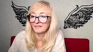 Blonde MILF with glasses on webcam