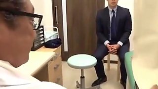 Delicious Wife undergoes treatment of the perverted doctor SEE Complete: https://won.pe/5pQyY5