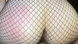 Blonde tight pussy babe has solo toy fun