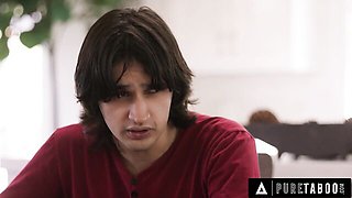 Plastic Leana Lovings at pussy licking smut