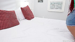 Kay Kay And Turn Up The Heat In Their Content House Adventure - Sports Bra And Josue Fit