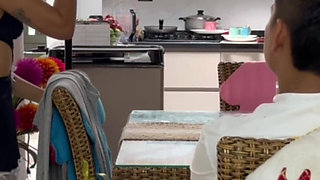 My Employee Is Very Sexy I Want to Her