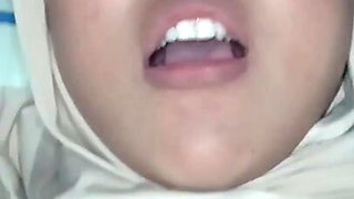 Ukhti ABG Ngentot Sama Pacarnya