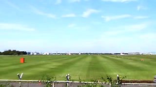 四十路美人妻がとろける舌技の濃厚キスとむしゃぶりつくネットリフェラ