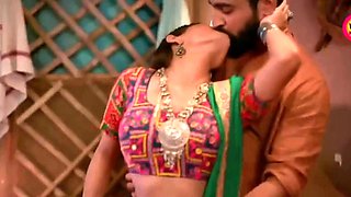 Sexy milf babe playing with dildo on webcam