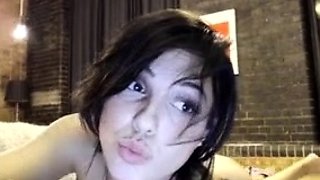 Brunette Solo Webcam Masturbation