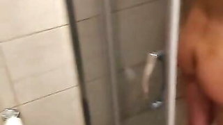 Eighteen-year-old girl masturbates in the shower with a camera