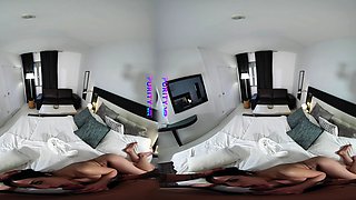 PURITYVR Hot oil massage with Lola