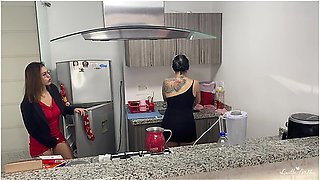 Katty Blake - Hot Boss Eats His Maids Big Ass