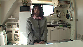 A warm welcome in the kitchen for Makiko-san's tight snatch