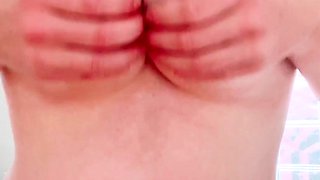 amateur blonde solo webcam