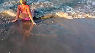 Try Not to Wet My Hair While Play with the Waves