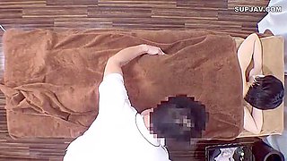 A Young Lady With A Great Figure And A Pure And Innocent Personality Came To The Store. This Is My First Time Having An Oil Massage, So Im Nervous