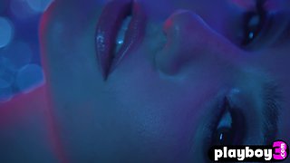 Glorious blondie COUGAR Kenna James passion striptease and steaming posing sesh