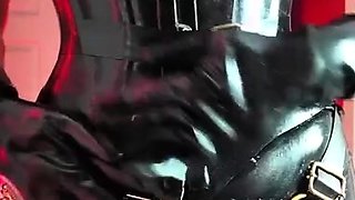 Cumshot amateur MILF suck and jerks dude in the bedroom