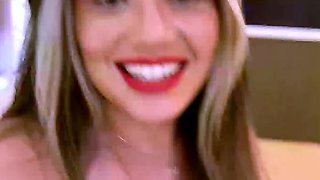 Hot amateur webcam teen masturbates for their fans