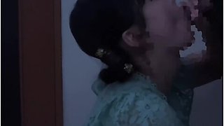 Female College Student Nutsblowjob Massage & Sperm Spilled From Mouth