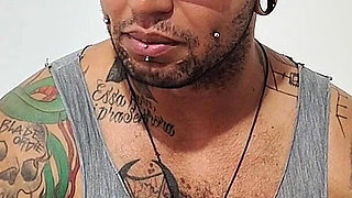 Mulher Brasileira Casada Seduz Seu Guarda Costa Seu Marido Fica Olhando