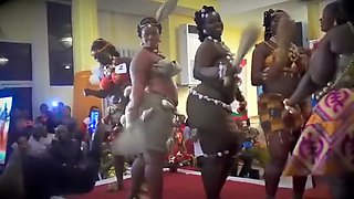 African big booty show