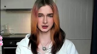 Jerking off shemale tranny solo play