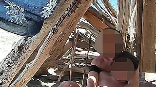 Pussy Flash - Risky Student Session in Beach Canary