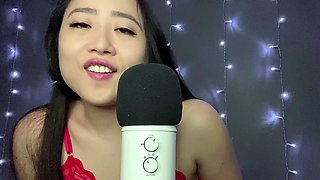 Amateur Webcam Cute Teen Plays Solo