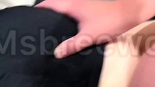 HE LICKED MY PUSSY SO WELL UNTIL MY LEGS TREMBLING -