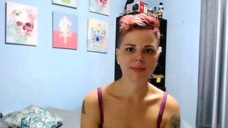 Self-Licking Submissive Milf on Webcam