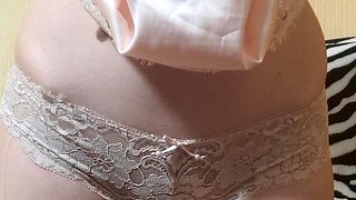 Worshipping Elza Kom's Tight Pussy