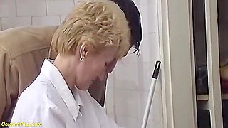 Skinny Moms Bush Fucked By Her Toyboy