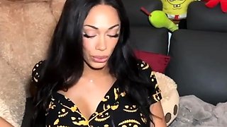 Solo webcam tranny masturbation