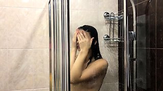 Amateur Blonde Teen Plays Solo with Toy Webcam Porn