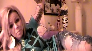 StripCamFun Blonde Amateur MILF Webcam for You