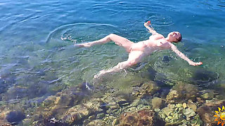 Beautiful Amateur Naturist: Outdoor Stretching & Naked Swimming Art