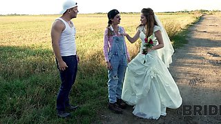 Naughty Bride Gives Sloppy Blowjob In Car On Her Wedding Ride