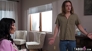 Angry lesbian stepmom got cheated on