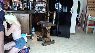 Face Fack 2 Cocks in 1 Blond