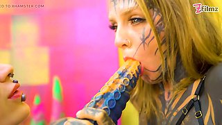 Alt-Girls Tattooed Lesbian Dildo Punk, Goth, Hippie, Spit Tongue