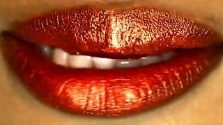 India Summer Pummeling In The Apartment With Her Melons