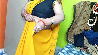 Beautiful Bhabhi Wearing Yellow Sari