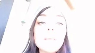 Amateur Outdoor Brunette Masturbates