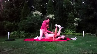 Summer Squirt A Fountain of Orgasms for this Sexy Milf