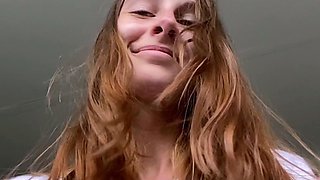 Young amateur teen in solo masturbation playing with herself